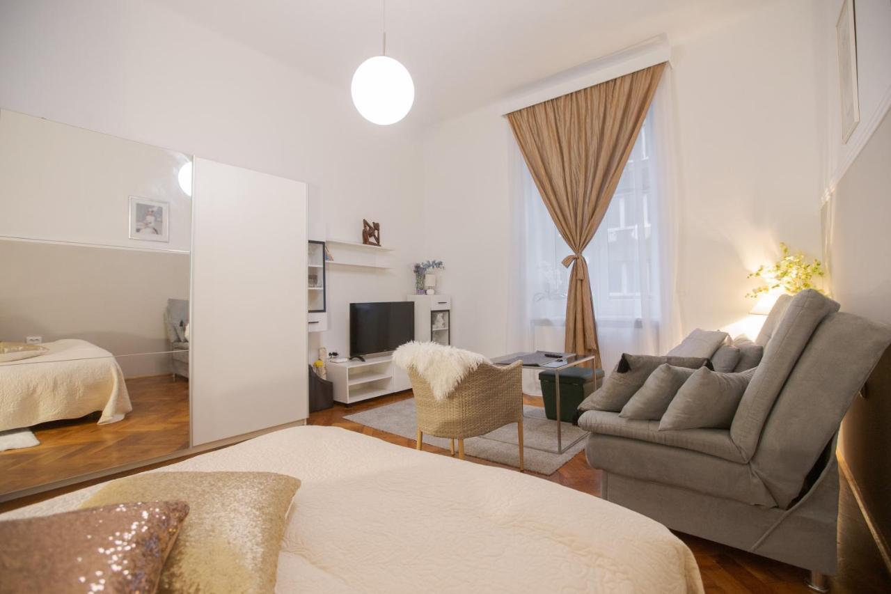 Apartman Manja Загреб Екстер'єр фото