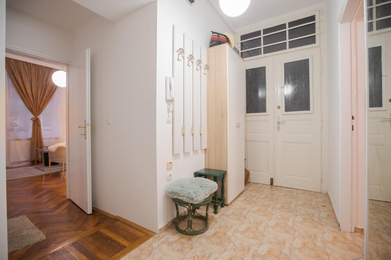 Apartman Manja Загреб Екстер'єр фото